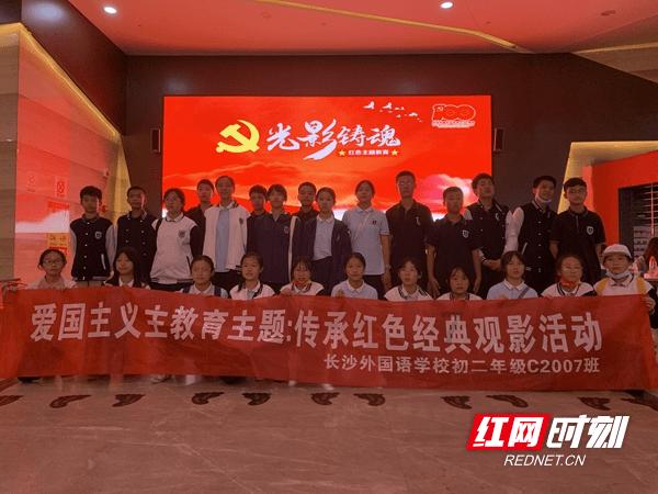 耳朵痒,总忍不住想掏,成都民生福音耳鼻喉医院告诉您:不行!